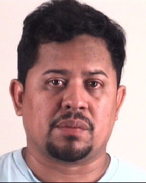 Booking photo of ALLAN ARAQUE