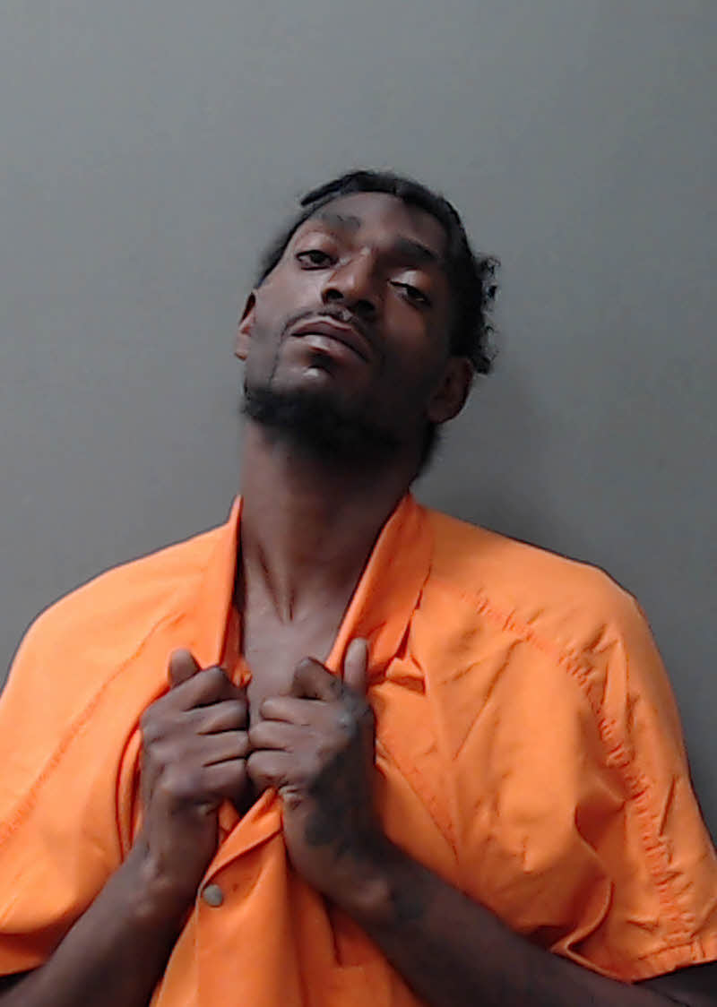 Booking photo of Oliverires, D''vontae Tramond